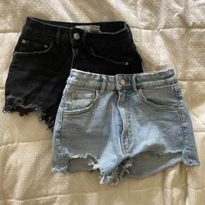 Jeansshorts Zara - Köp ett par för 40kr två för 70kr 🖤