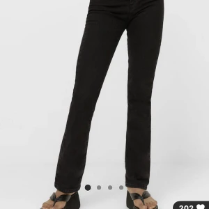 jeans - Super snygga jeans storlek 32 , köpta på asos