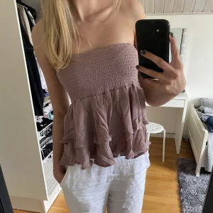 Topp - Kjol som är jättefin som topp nu till sommaren!