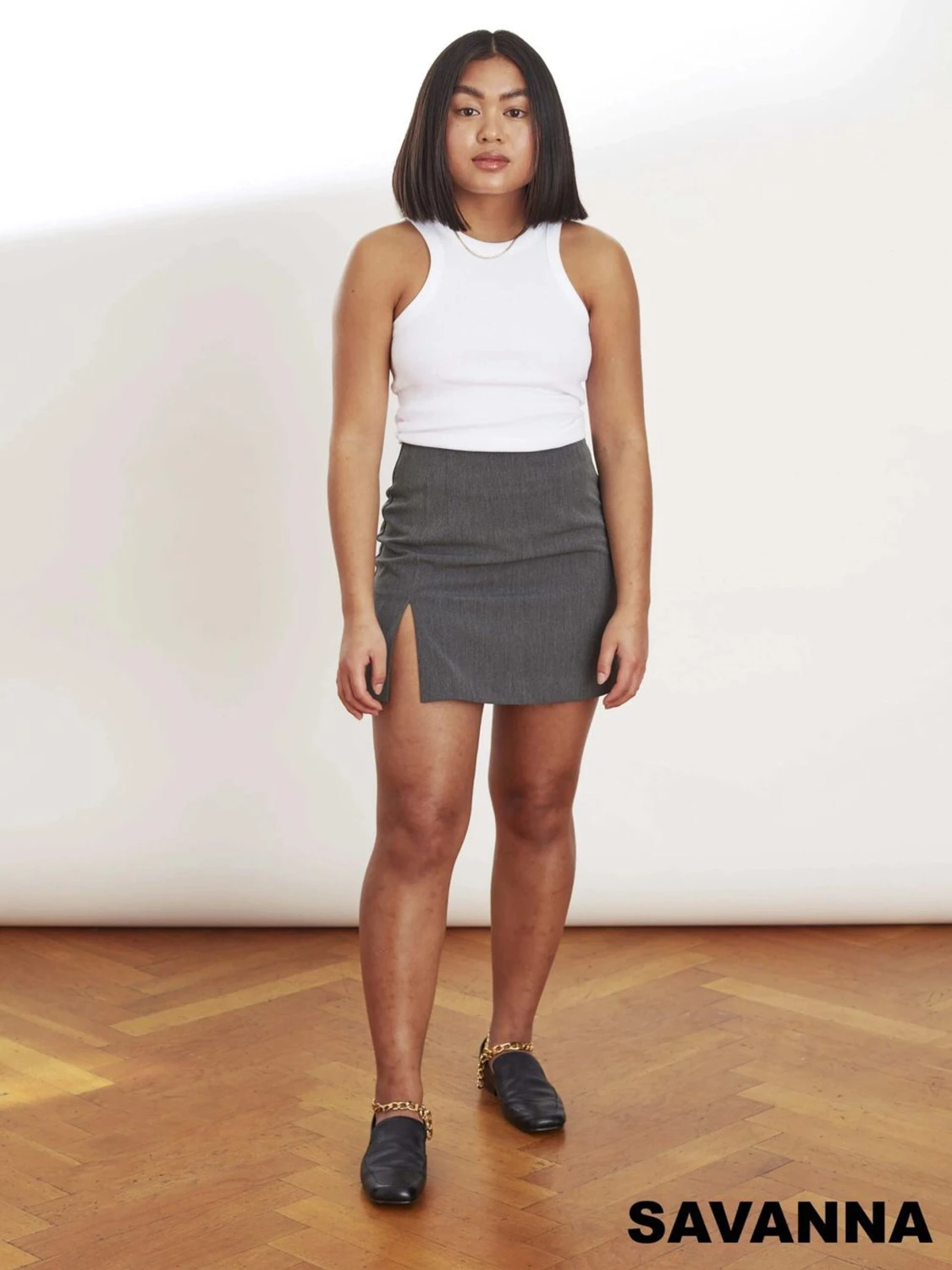 Must have mini skirt gray 