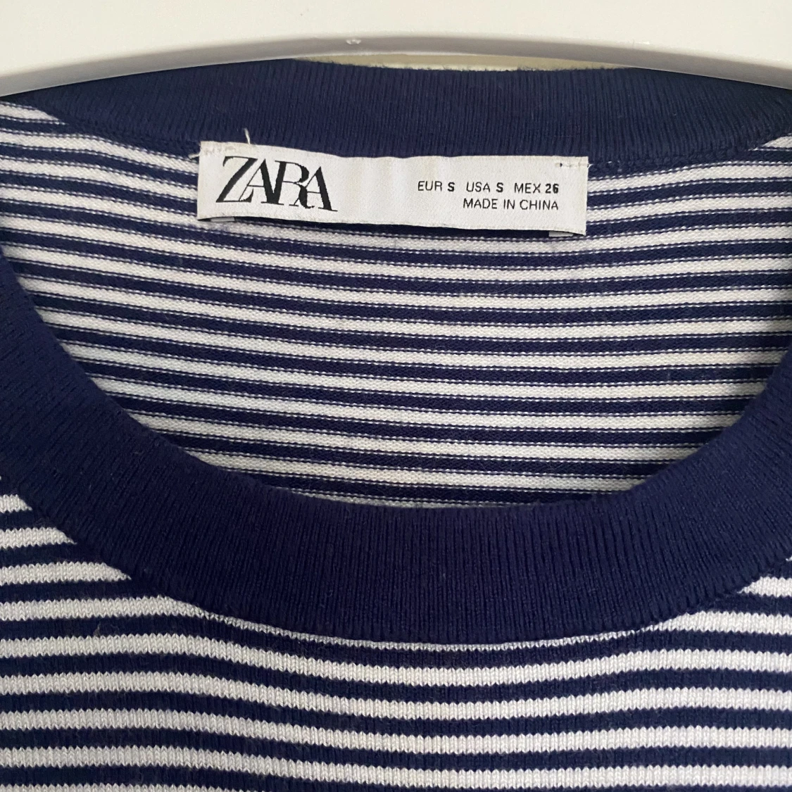 Stickad t shirt  - 91