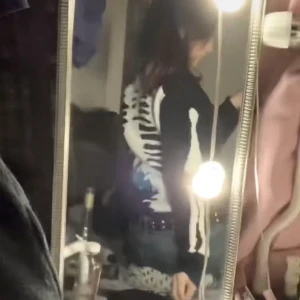 Skeleton tröja - Oversized tröja, tjock och bra för höst och vinter, dm för fler frågor <3