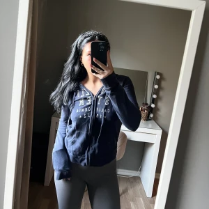 Hollister hoodie  - Mysig! 