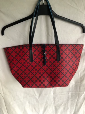 By Malene Birger väska - Obetydligt använd. Lilla Gretha nu Malene Birger