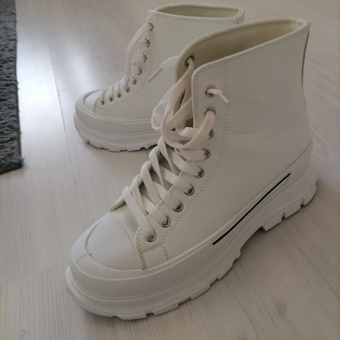 Sneakers beställda från Sixtydays storlek 39 - 91