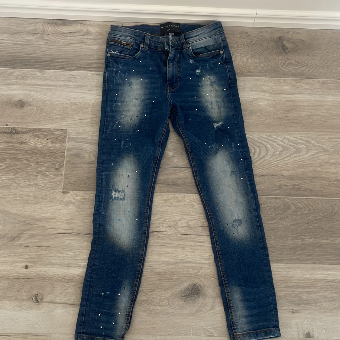Säljer mina supply demand jeans  - 90