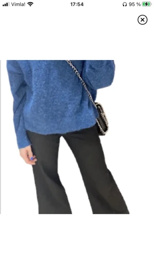 LÅGMIDJADE KOSTYMBYXOR - Säljer dessa snygga lågmidjade kostymbyxorna i strl xs då är för stora för mig GRATIS FRAKT❤️