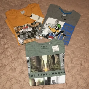 T-shirtar - Nya T-shirtar i samma storlek. Alla i paket för 120kr