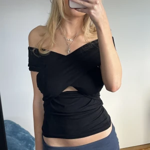 Topp - Skitsnygg fest topp från Gina 😍🤩🤩använd 1 gång 