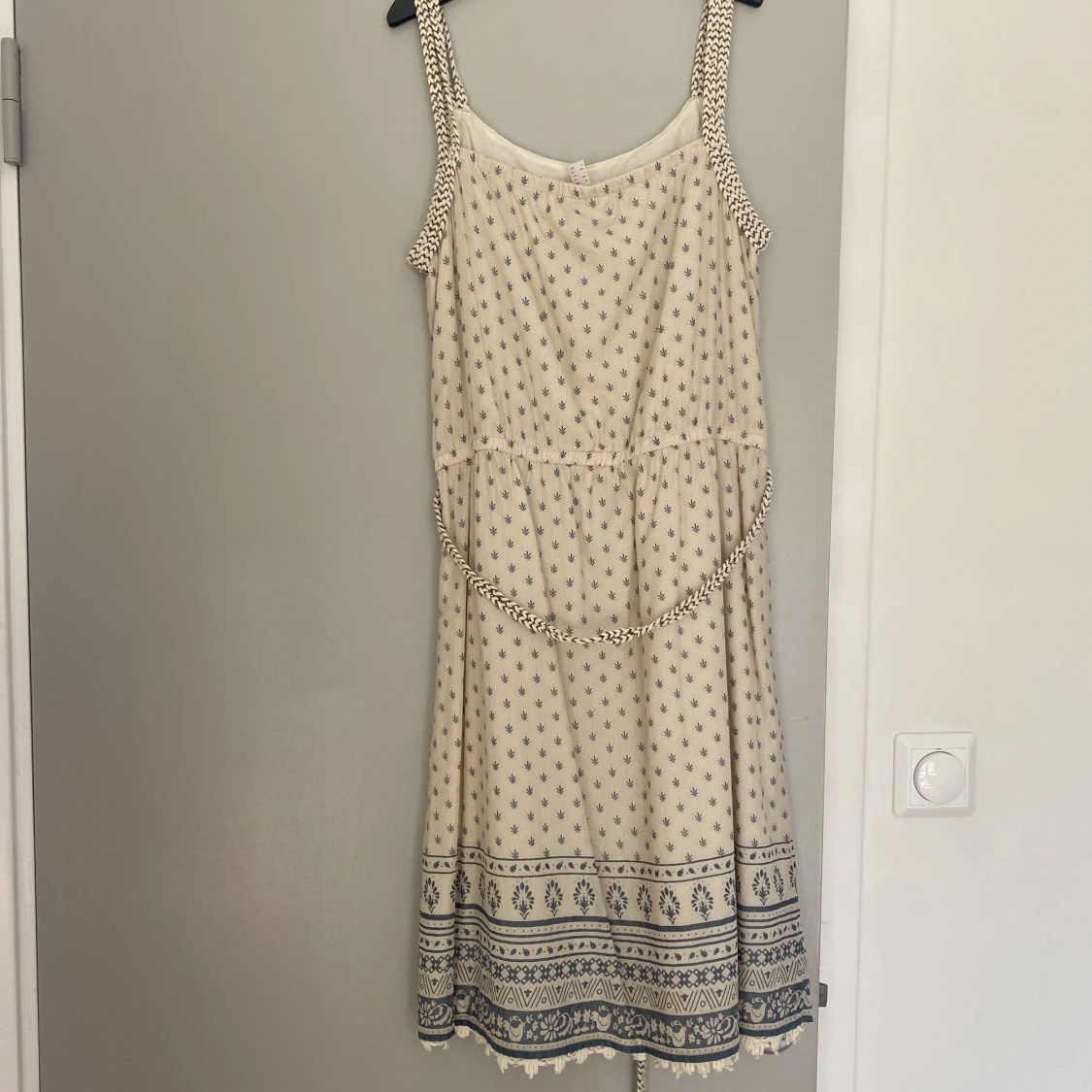 Kort sommarklänning - 90