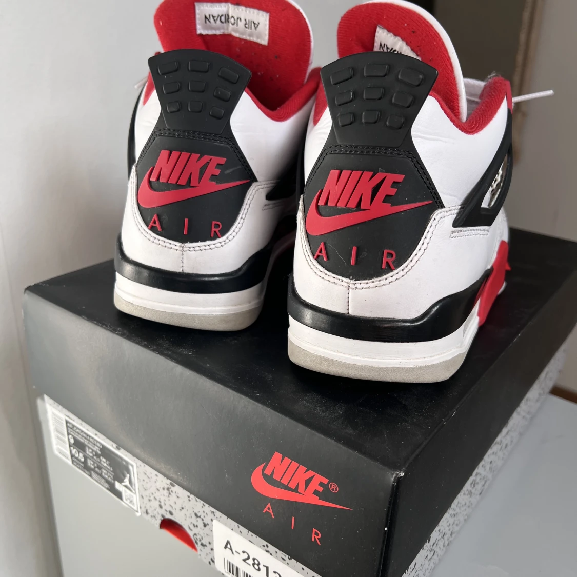 Jordan 4 Fire Red 2020 - 90