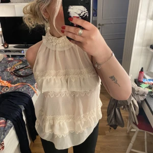 Topp - Kan skickas mot frakt eller mötas upp i Falun.🥰