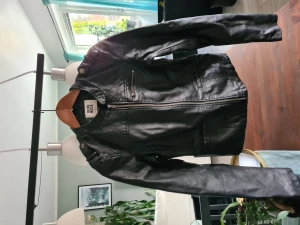 Fuskskinnjacka - Fint skick,  för vår-sommar-höst.