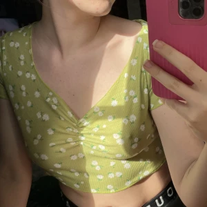 Topp - Jätte gullig topp, använd fåtal gånger 