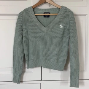 Kabelstickad tröja - I princip oanvänd stickad tröja från Abercrombie & Fitch. 