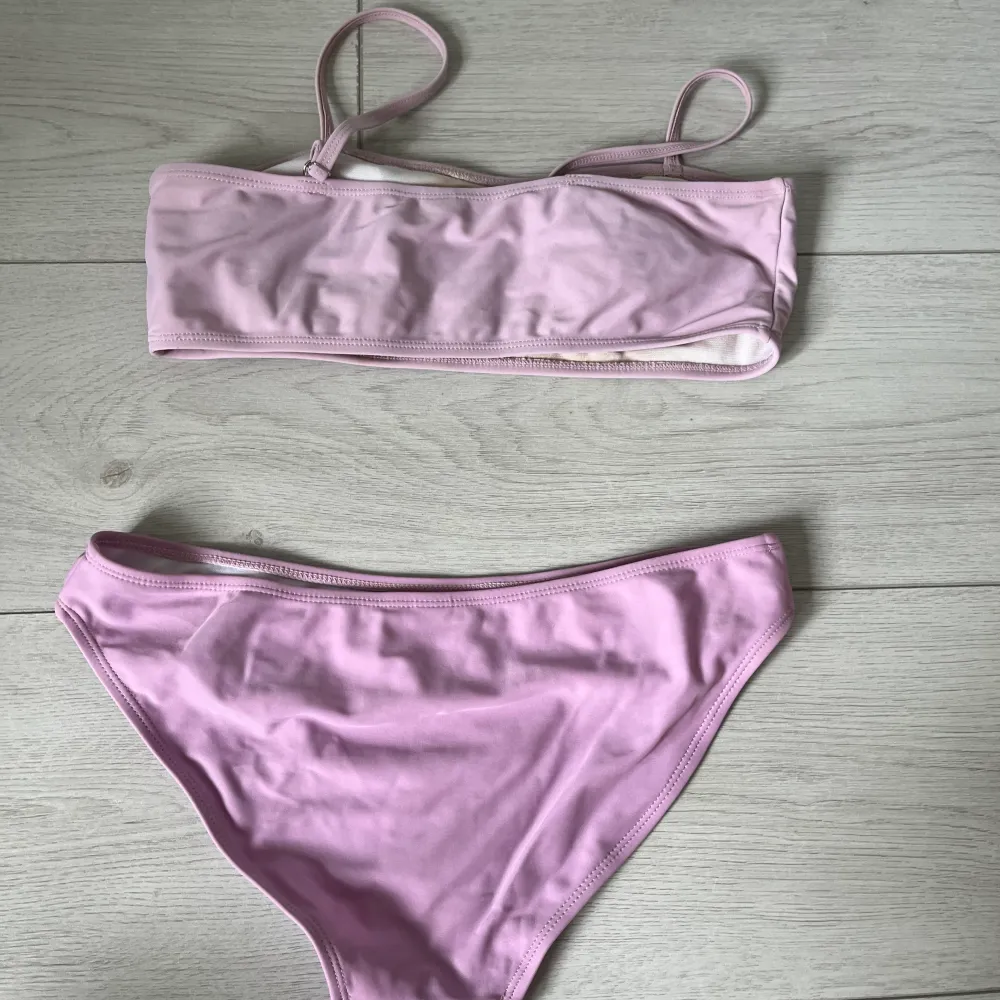 Säljer en lika bikini💜. Övrigt.