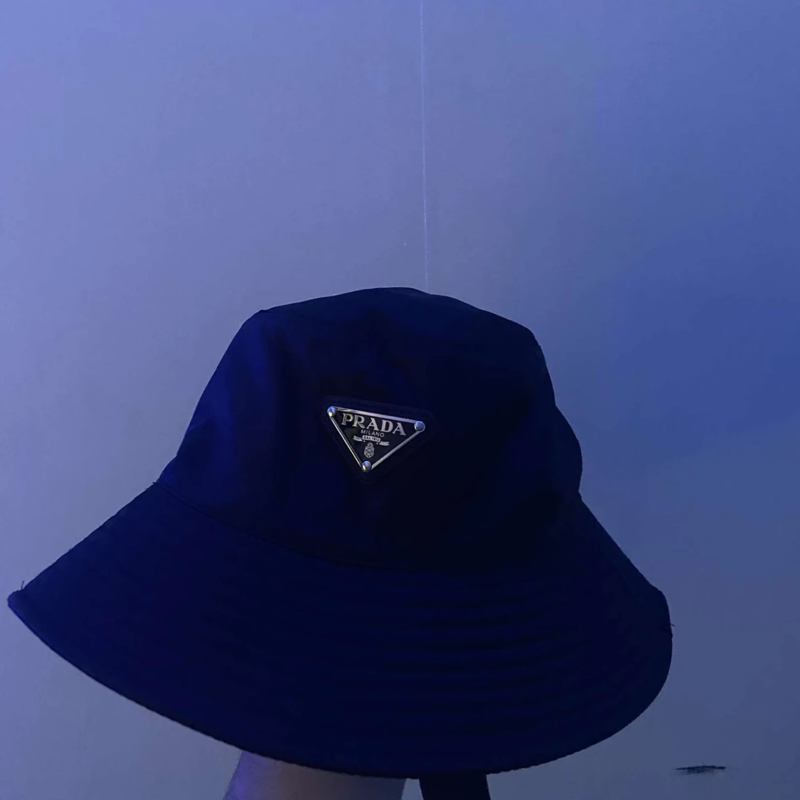 Prada hatt