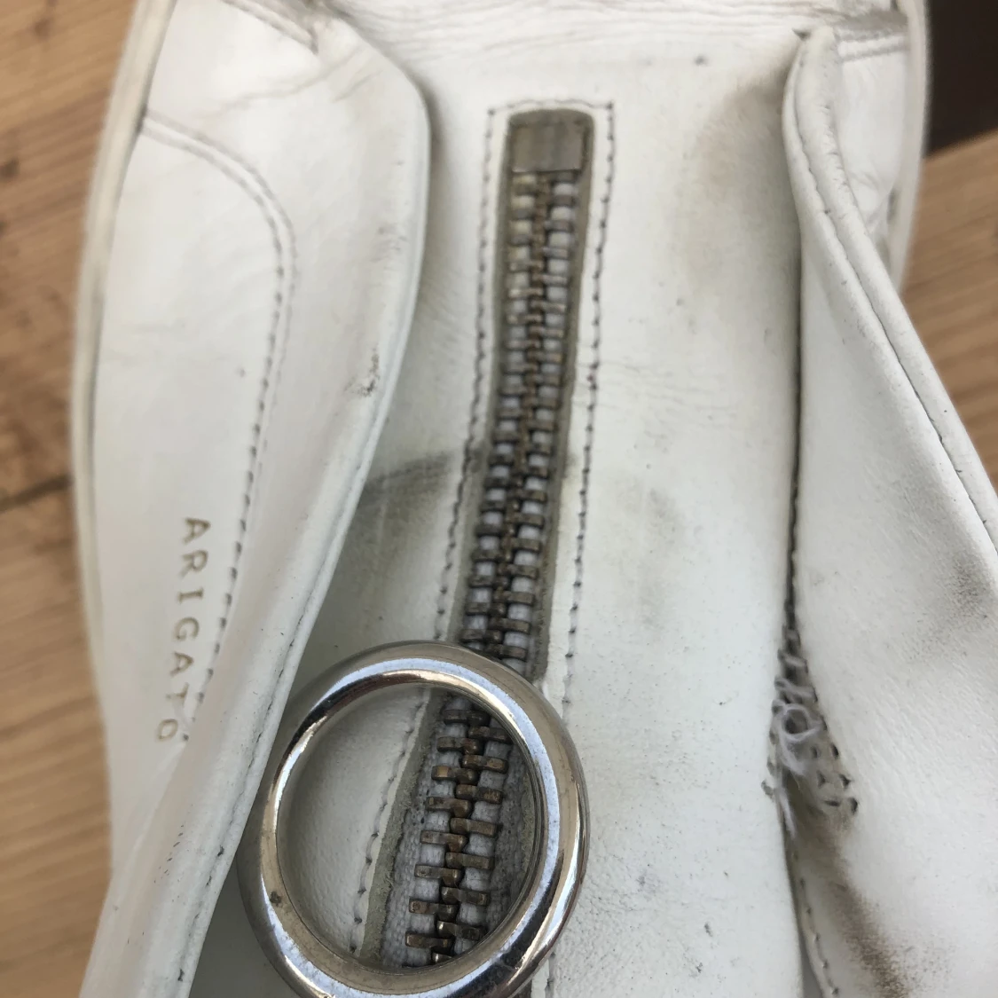 Vita Arigato storlek 39 - 91