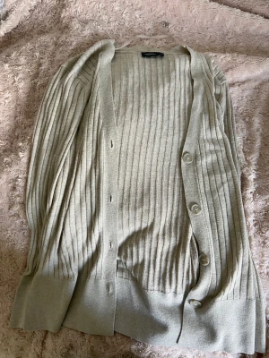 Ribbad cardigan  - Beige cardigan 