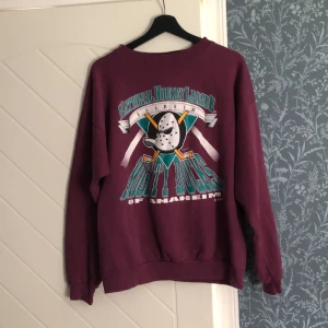 Mighty Ducks NHL longsleeve  - Mycket bra skick Vintage Gjord i USA Ordinarie pris: 800 XL Men känns som L/M