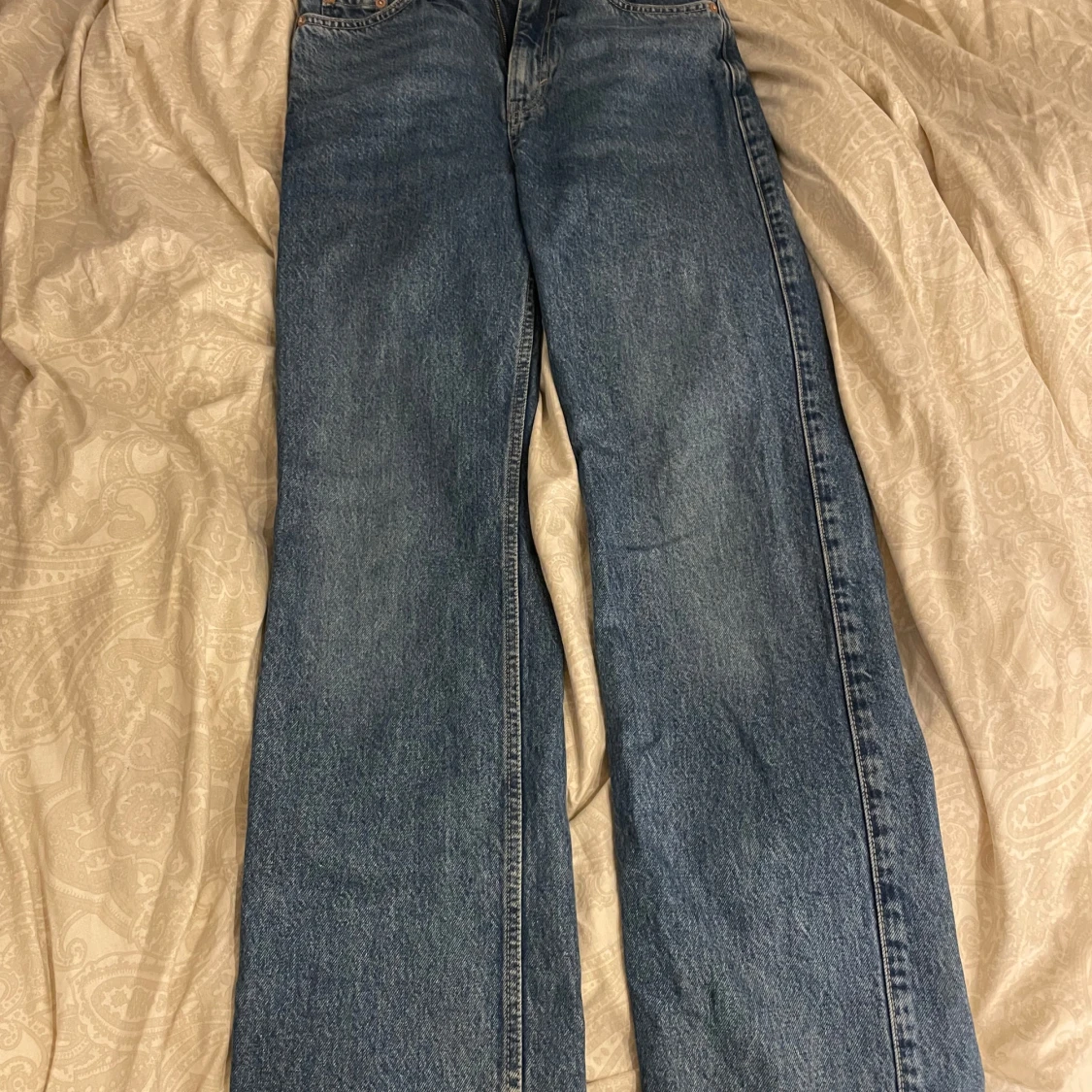 Weekday jeans oanvända