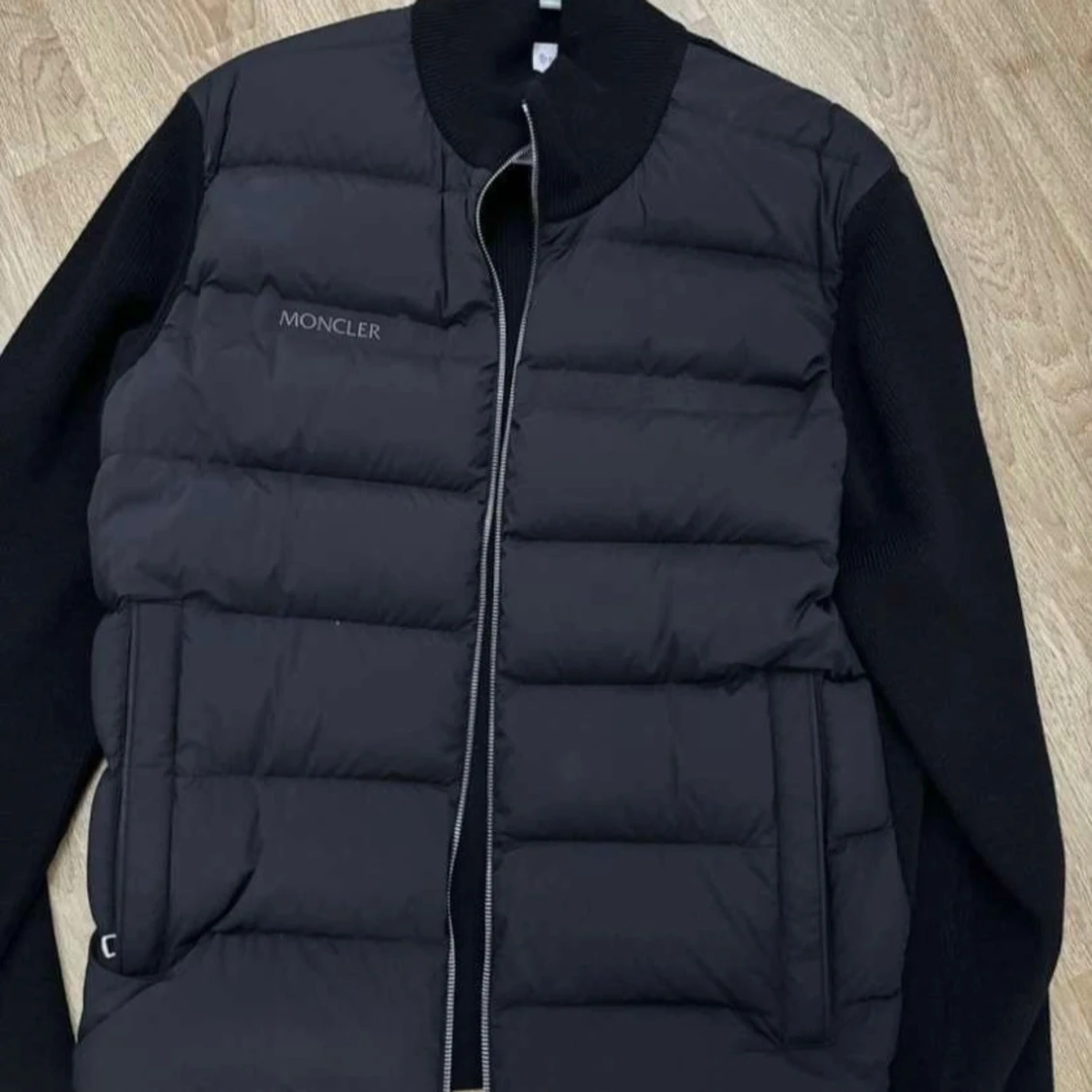 Moncler jacka