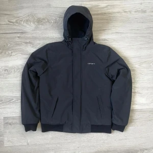 Carhartt Jacka - Carhartt jacka i nyskick, size S