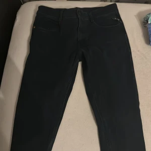 Replay jeans - Ett bra skick på replay jeansen, knappt använda ungefär 5 gånger 