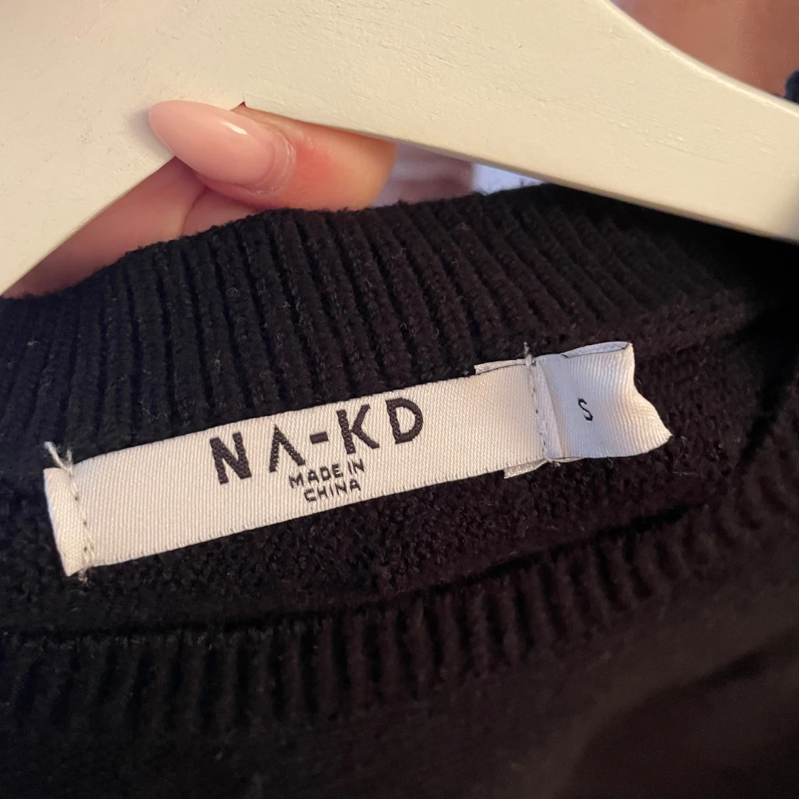 Sparsamt använd tröja - NAKD  - 90