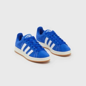 Campus Adidas - Säljer dem för dem inte kommer till användning. Använda få gånger och är i nyskick!💖