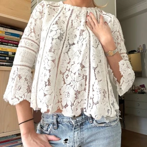 Snygg blus - Så snygg blus i spets 🙌🏿