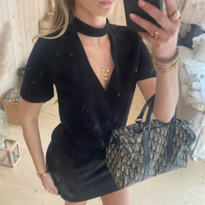 Klänning - SUPER snygg klänning!! 