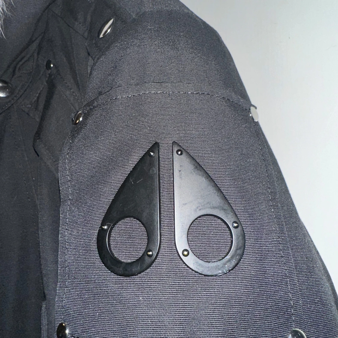 Svart dunjacka från Moose Knuckles - 2