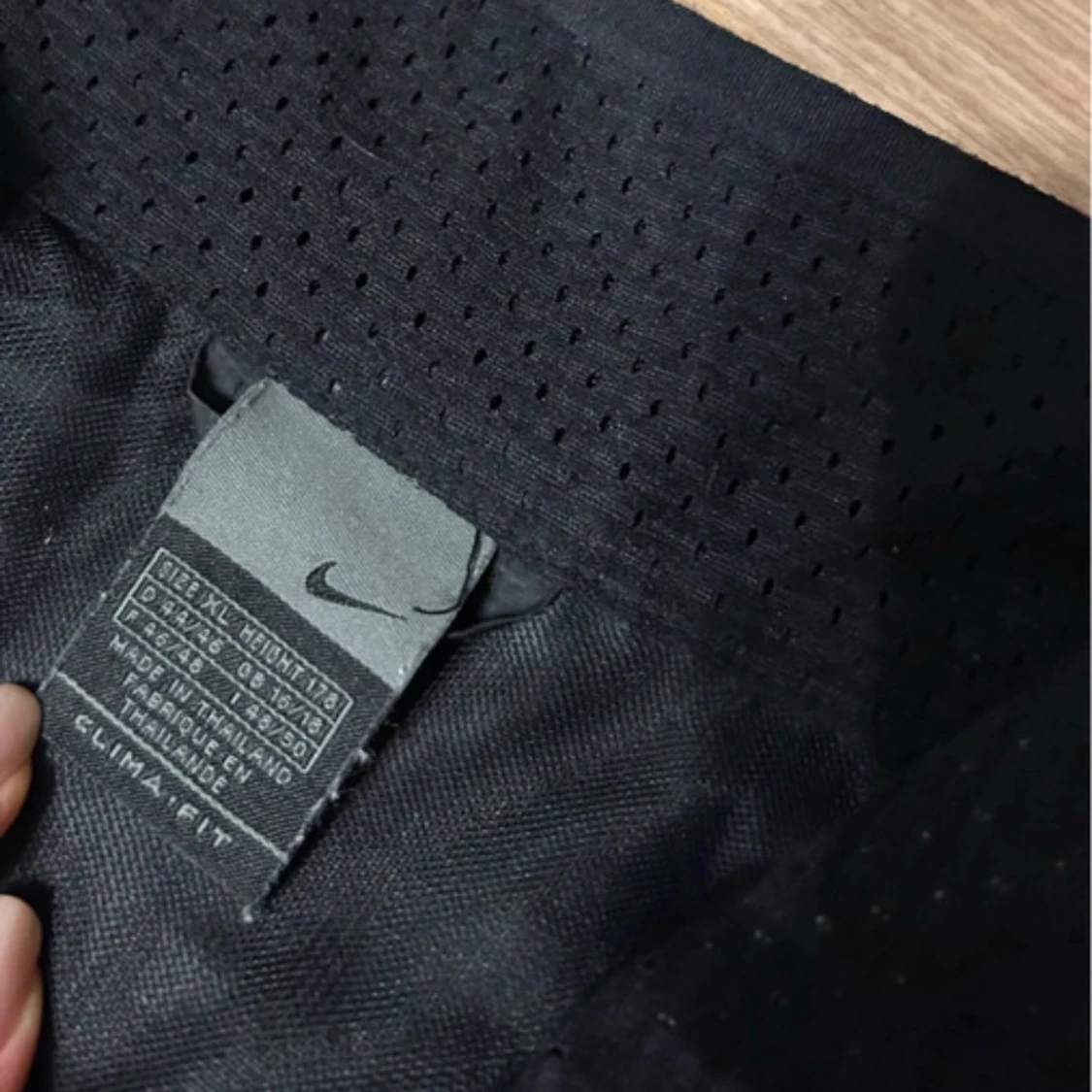 Svart och grå vintage nike jacka - 1