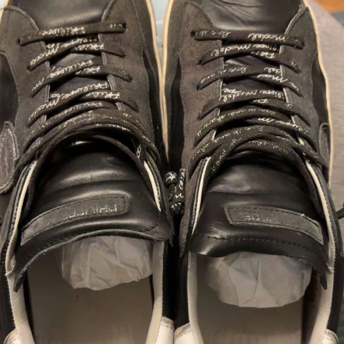 Svarta sneakers från Philippe Model - 2