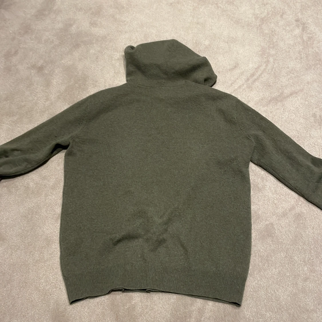 Grön hoodie från soft goat  - 1