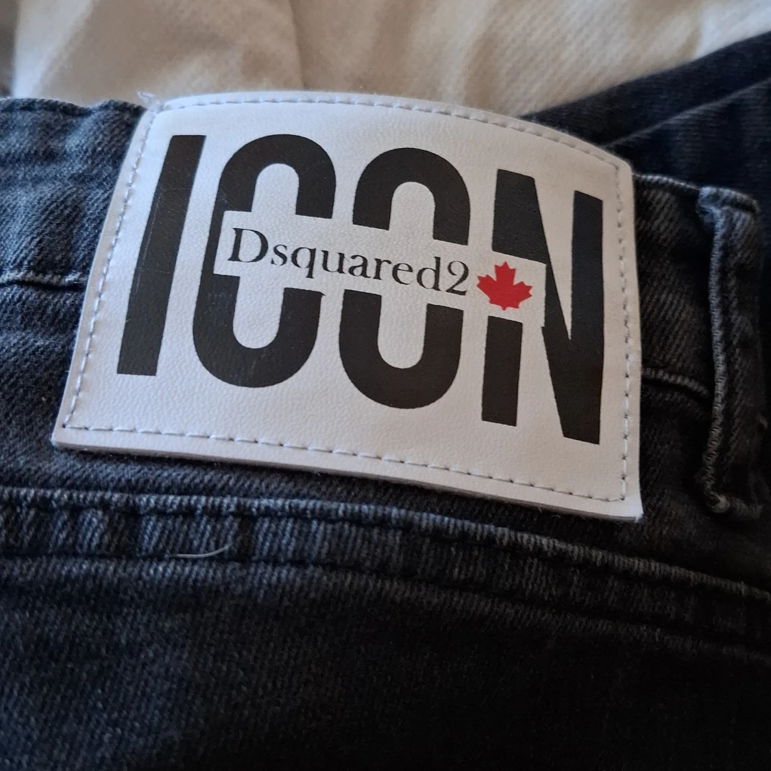  Dsquared2 byxor  - 4