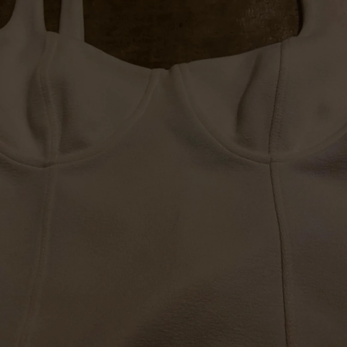 Vit korsettliknande topp - 90