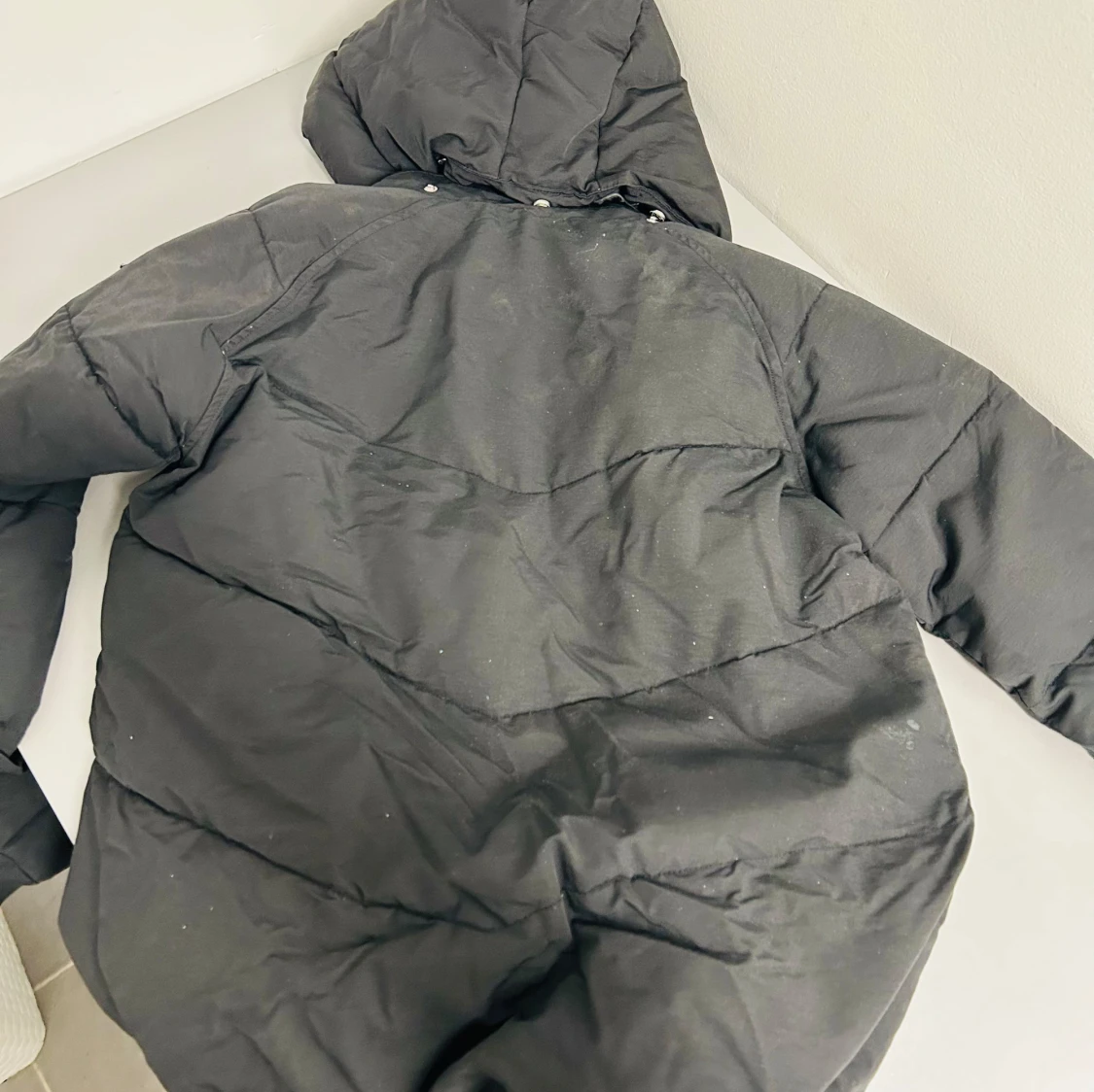 Svart dunjacka från Svea - 90