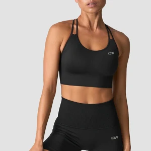 Sport-BH från ICIW - Säljer min fina sport-BH från ICIW som är använd max 3 gånger så jätte fint skick. Säljer då jag har många andra. Orginalpris 400kr🤍