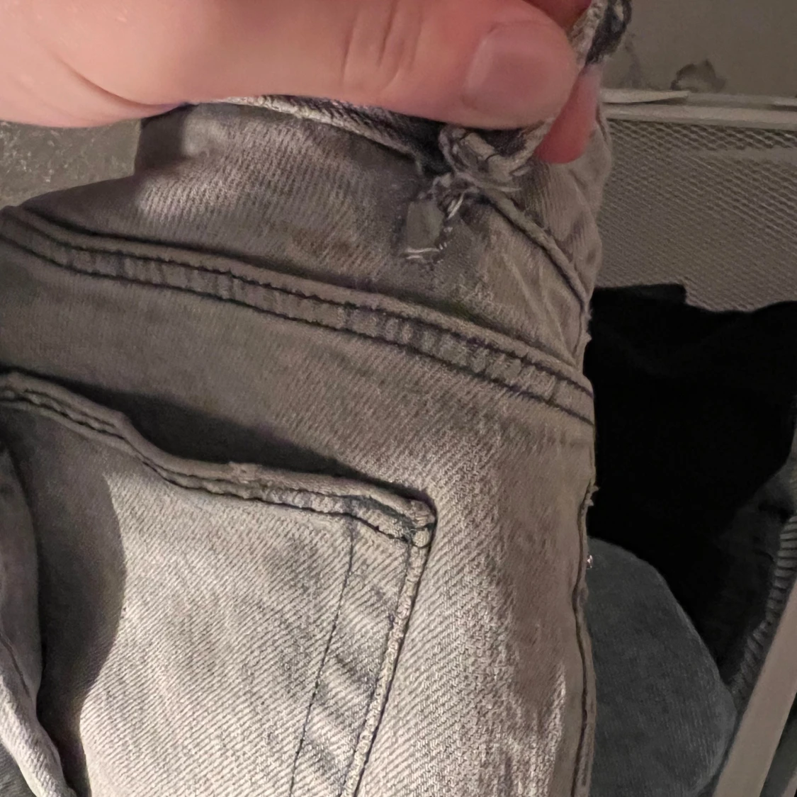 Grå lågmidjade jeans  - 92