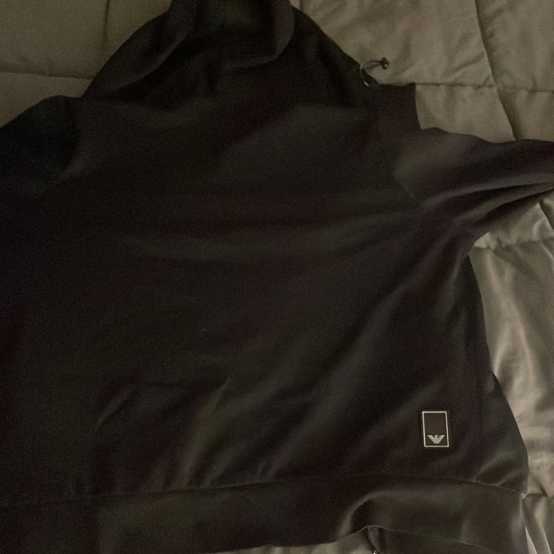 Svart huvtröja från Emporio Armani - 1