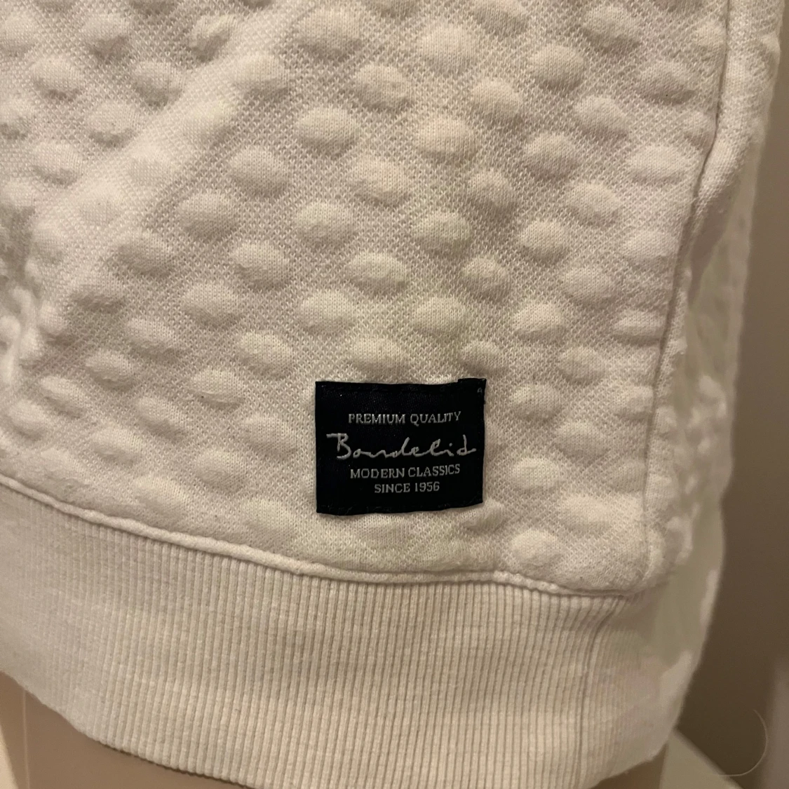 Vit tröja från Bondelid - 1