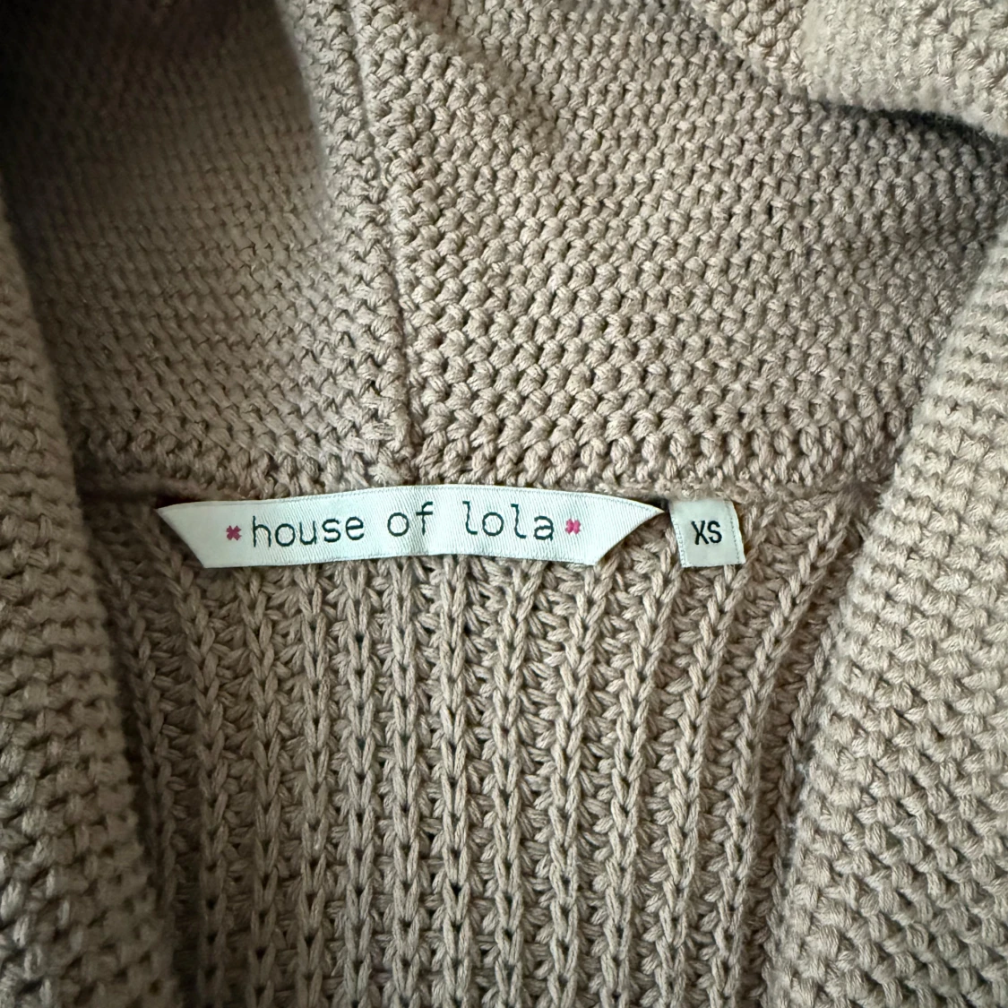 Beige/brun stickad kofta med knappar - 4