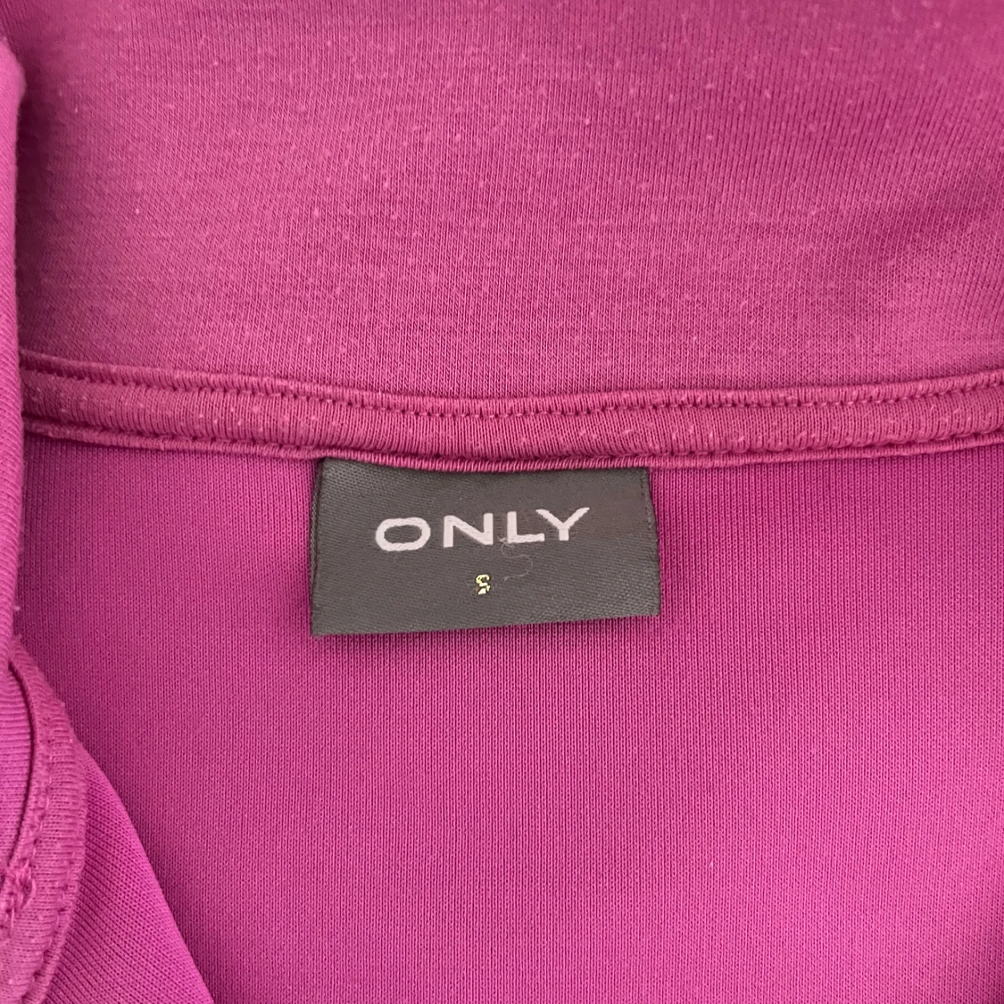 Rosa tröja med dragkedja från ONLY - 3