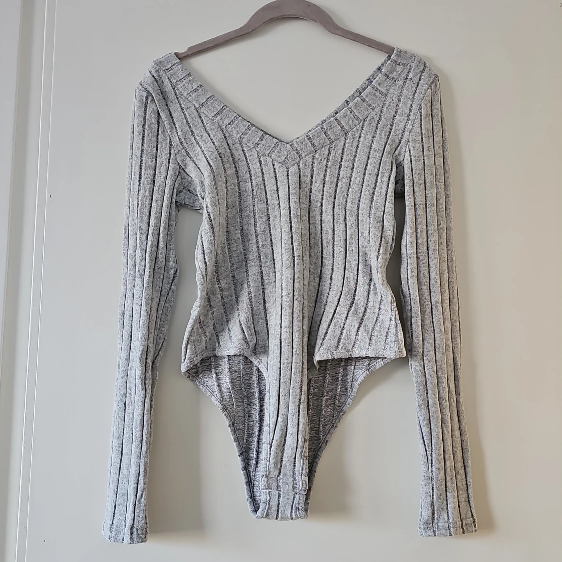 Grå ribbad bodysuit från Shein