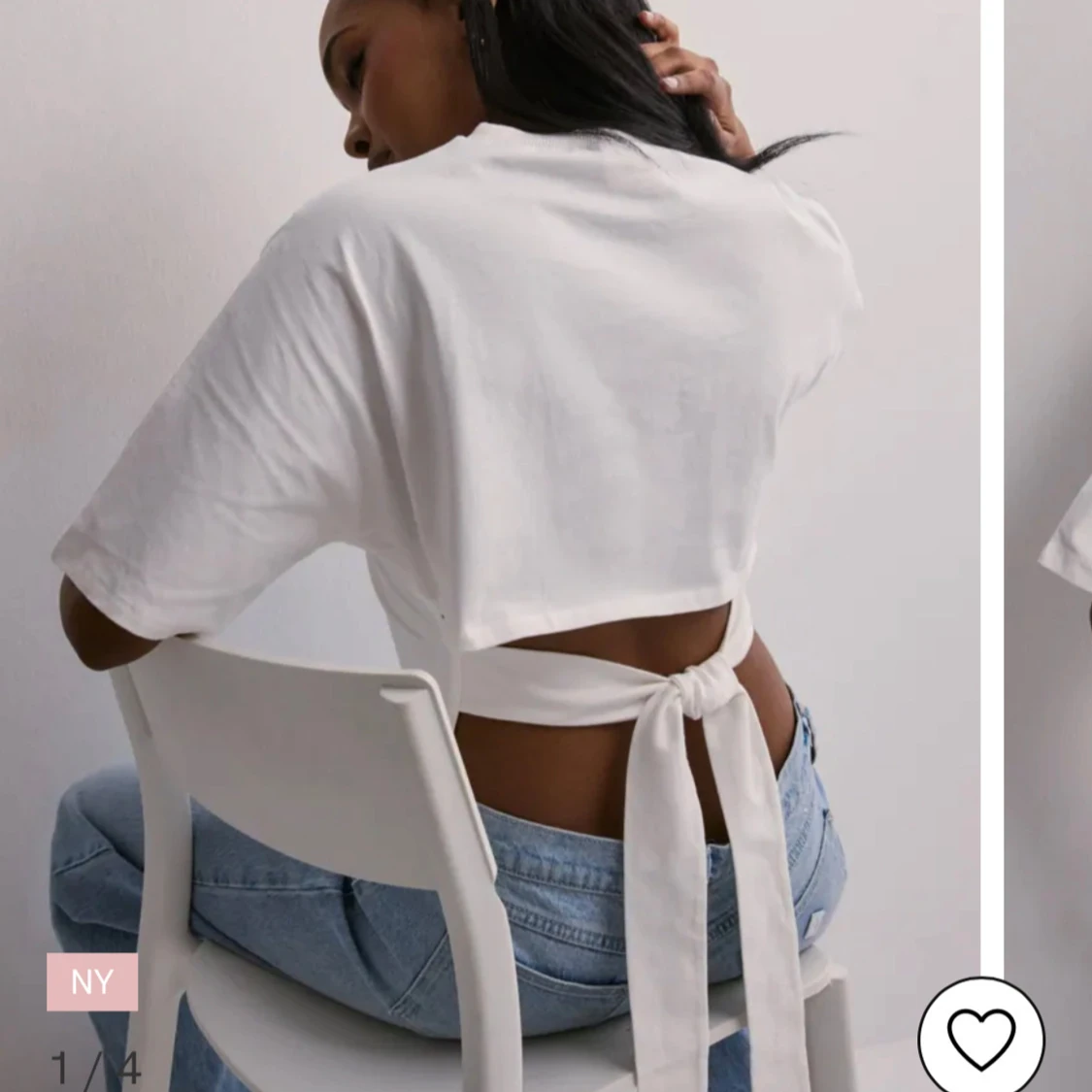 Söker tröja från nelly!!