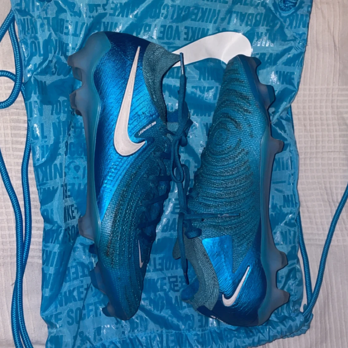 Blå fotbollsskor från Nike - 3