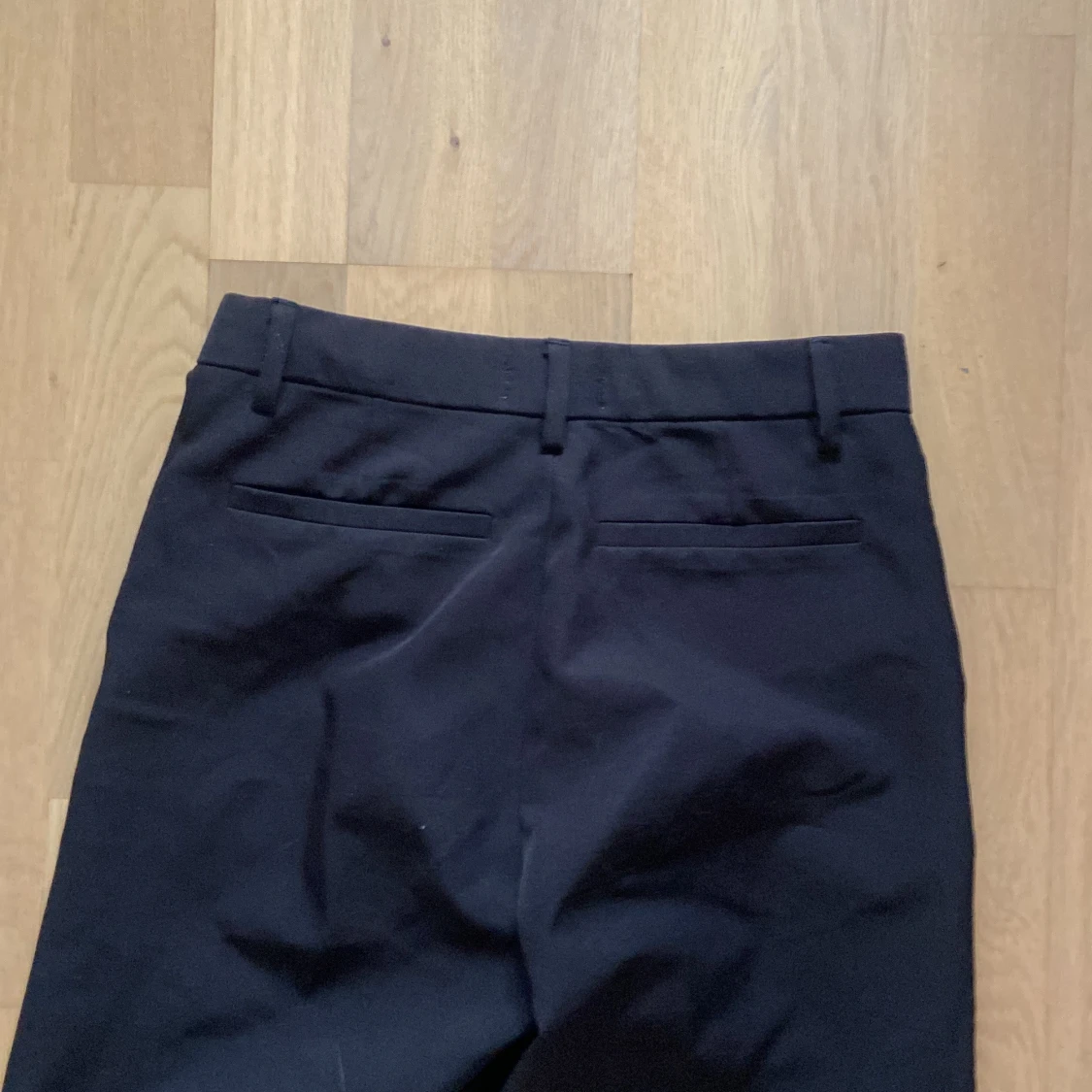 Svarta kostymbyxor - 1