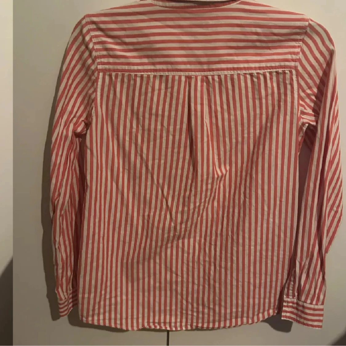 röd randig skjorta - 90